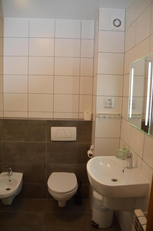 Hotel Tenis Chrzastowice Luaran gambar