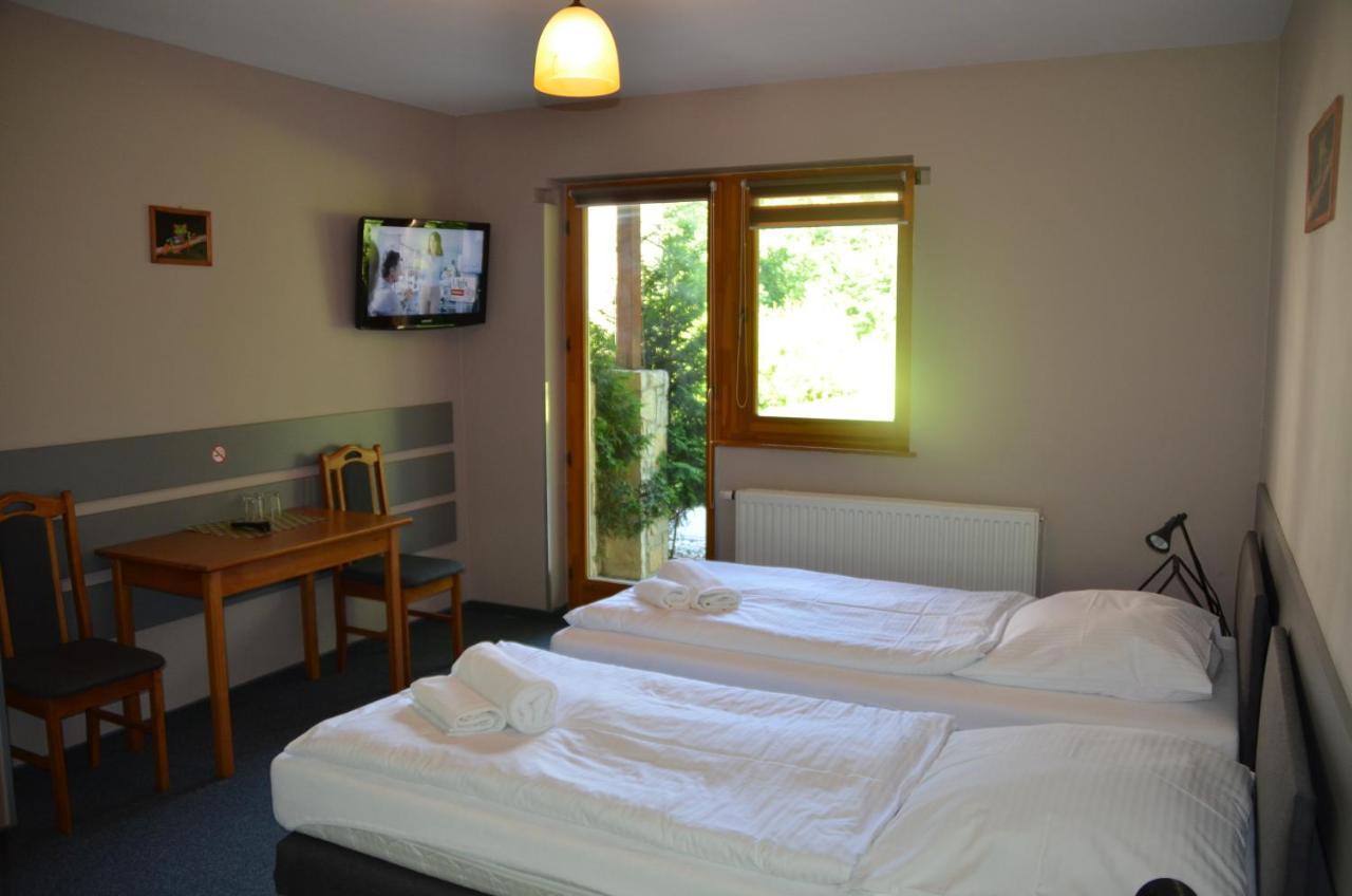 Hotel Tenis Chrzastowice Luaran gambar