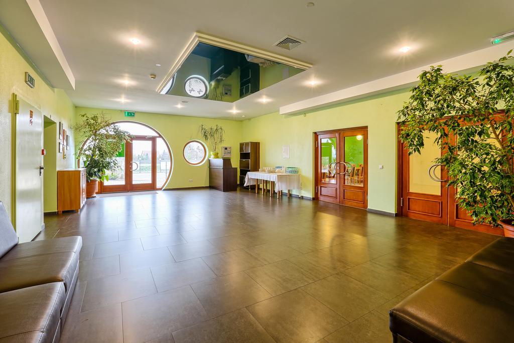 Hotel Tenis Chrzastowice Luaran gambar